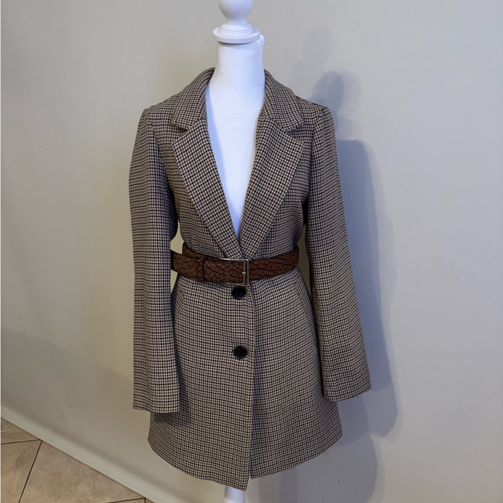 Women's Houndstooth Belted Coat